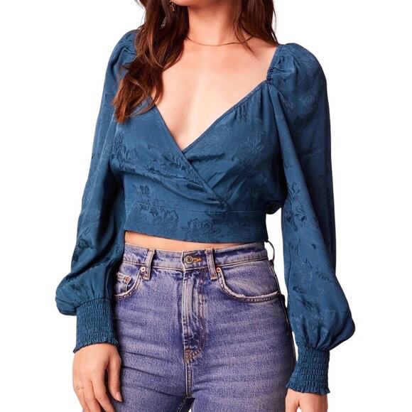 NWT Band of the Free, Style WF126245, Camille Crossover Crop Top, women's size M - Picture 3 of 8